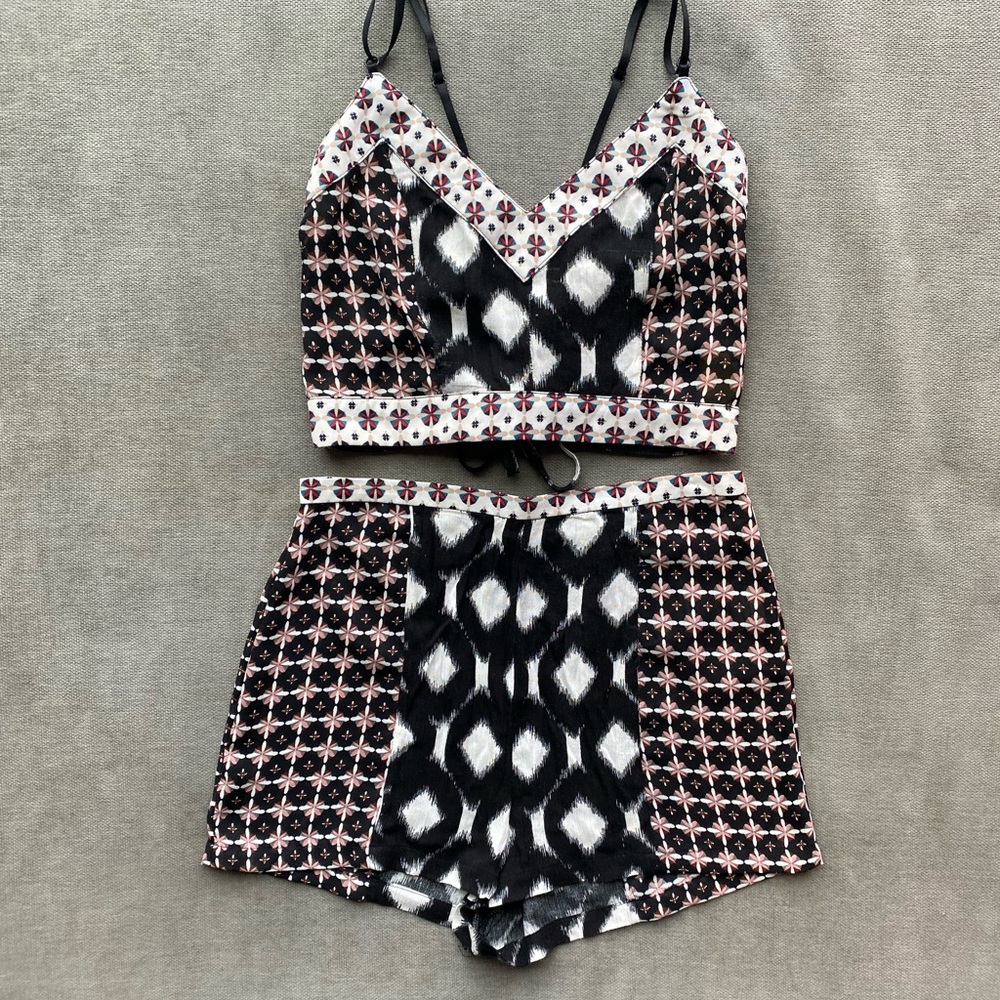 LF two piece set